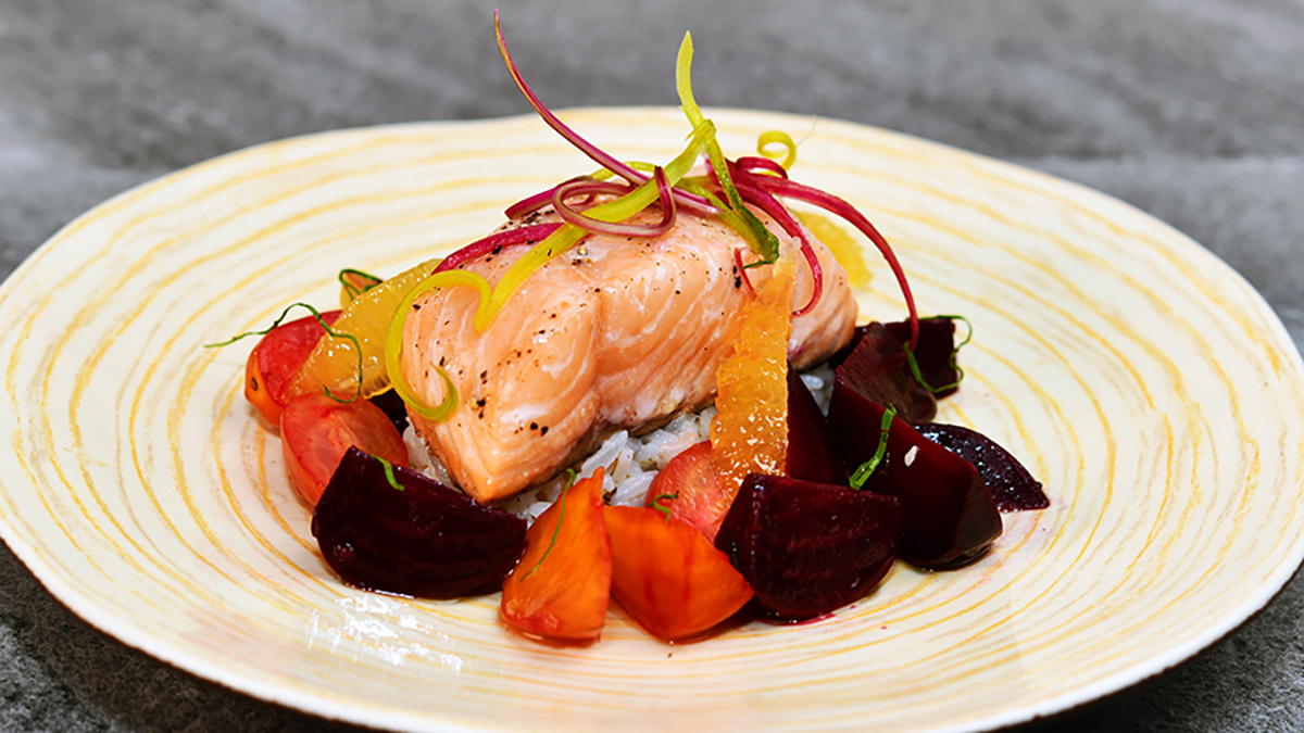 Chilean Salmon Red and Golden Beets 16 x 9